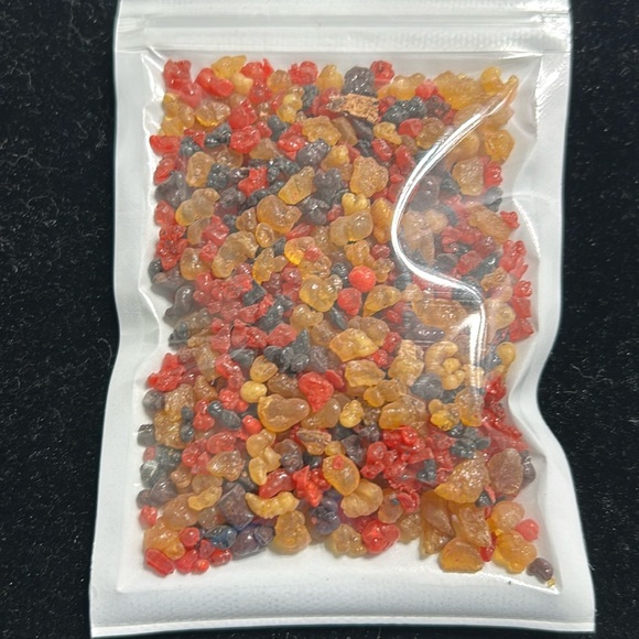 Three Crowns resin incense 25 grams - Picture 1 of 2